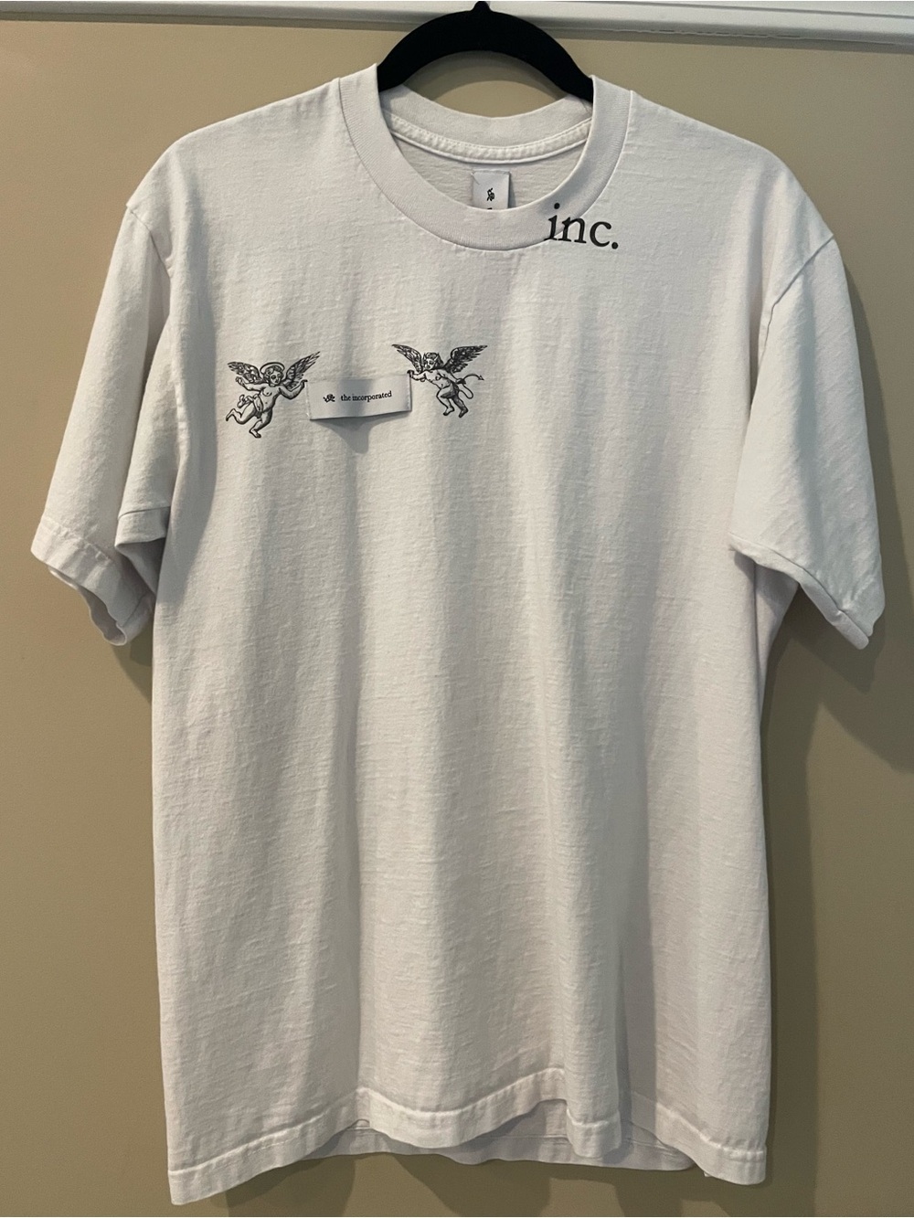 INC International Concepts White Graphic Crewneck Tee with Cherubs